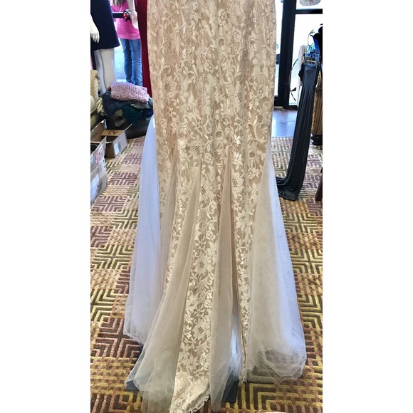 OFF WHITE/NUDE JOVANI DRESS - Picture 5 of 8